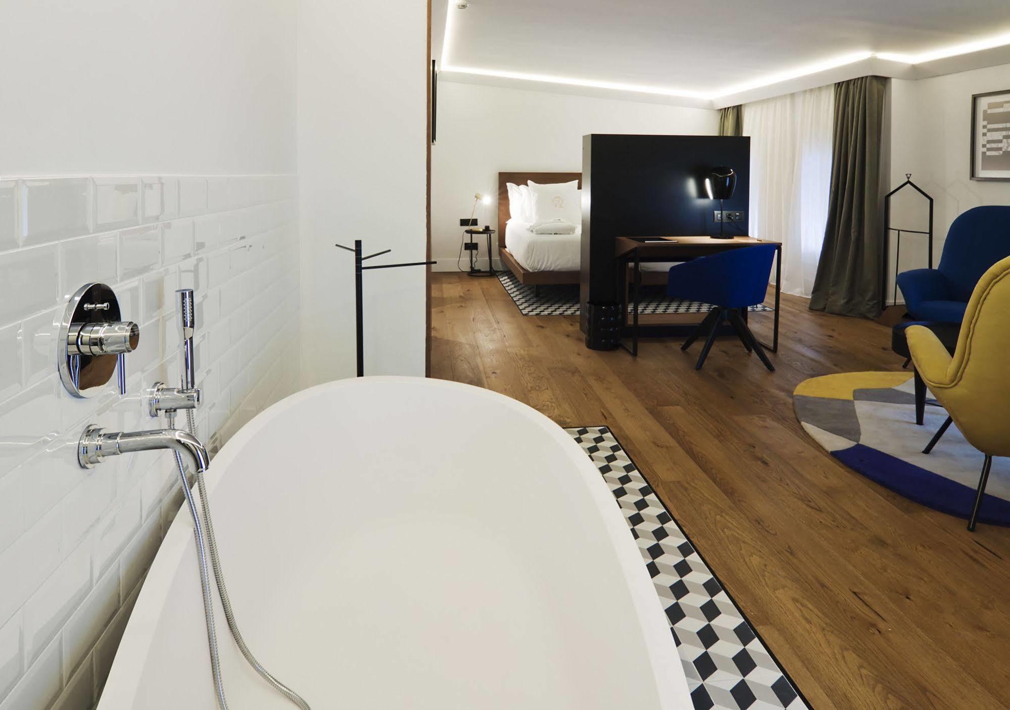 One Shot Reina Victoria Hotel Walencja